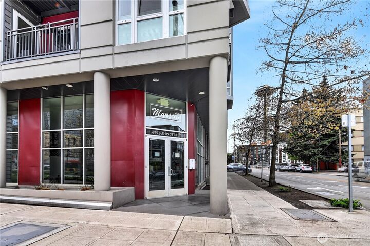 Property Photo:  699  John Street 603  WA 98109 