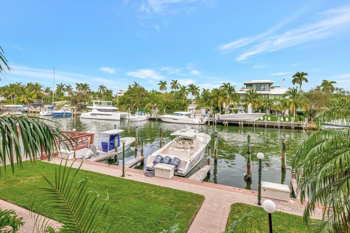 Property Photo:  1777 SE 15th Street 215  FL 33316 