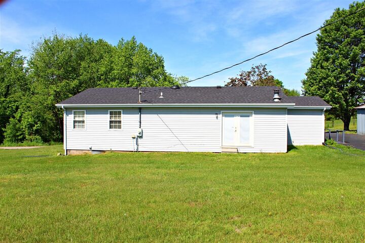 Property Photo:  1140 Goshen Church North Road  KY 42101 
