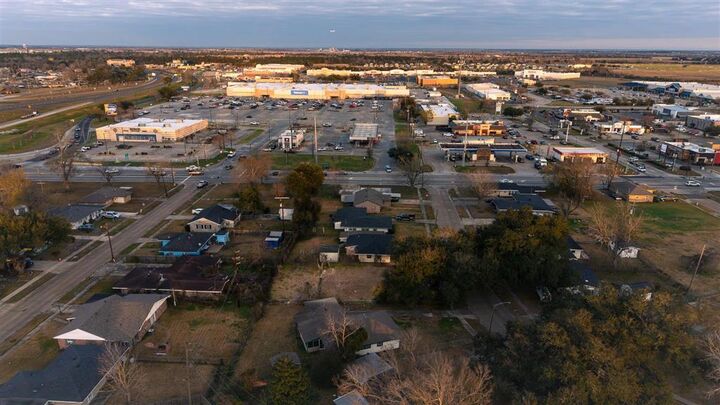 Property Photo:  3420 Monroe St Street  LA 70607 