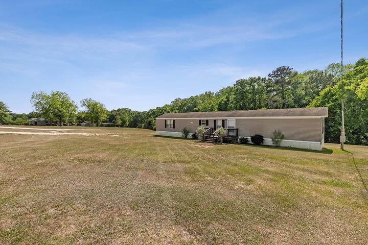 Property Photo:  1048 Hubbard Road  AL 36352 