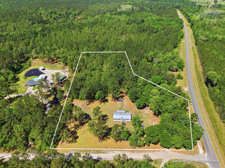 Property Photo: 60 Bob White Trail FL 32344