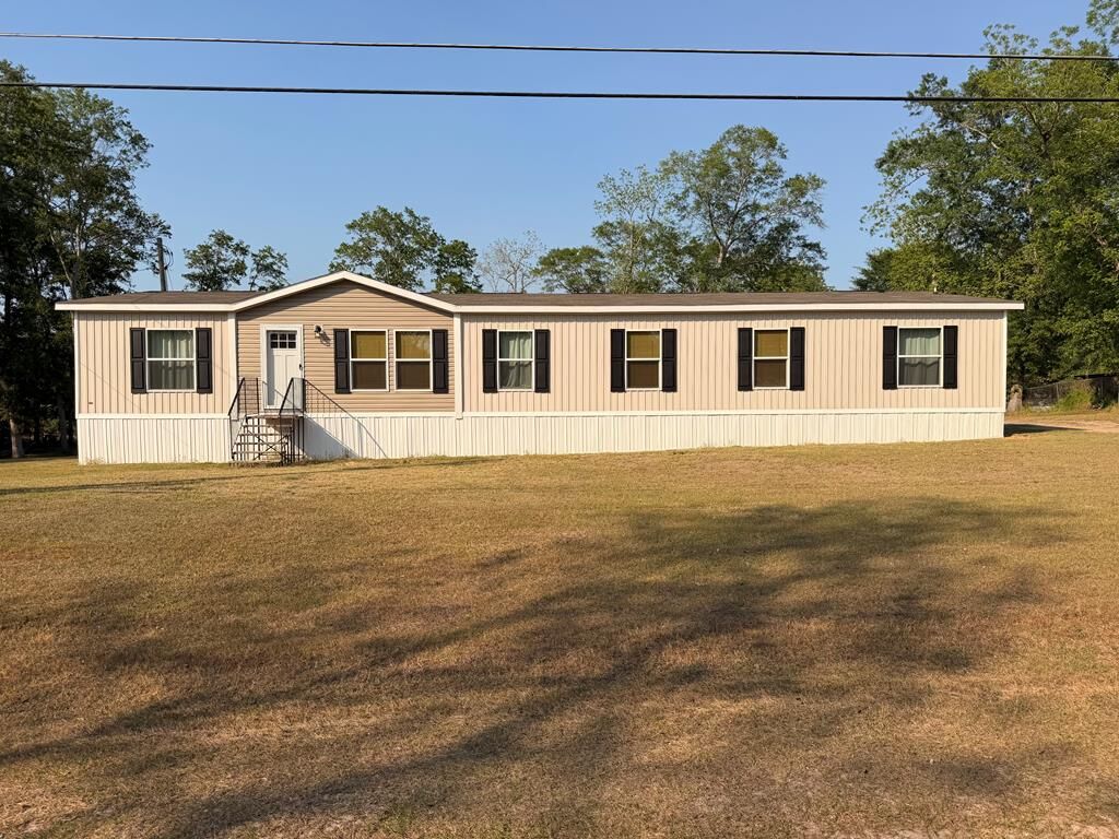 Property Photo:  426 W Church Street  GA 31781 