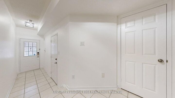 Property Photo:  38 Rumi Crescent  ON M4A 2X6 