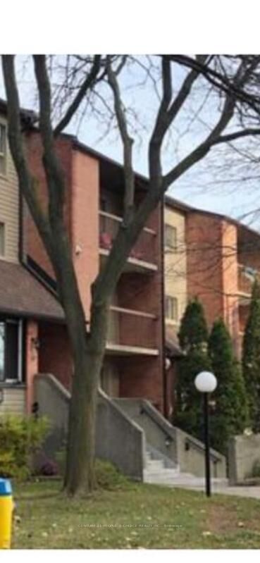 Property Photo:  30 Hickory Street 111  ON N2J 4L4 