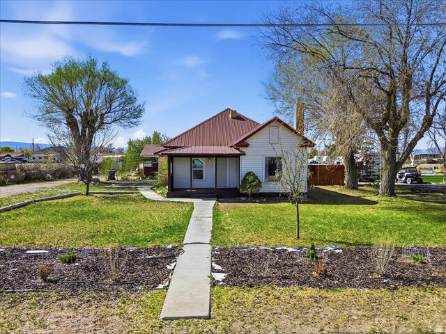 Property Photo: 135 W 200 N UT 84622