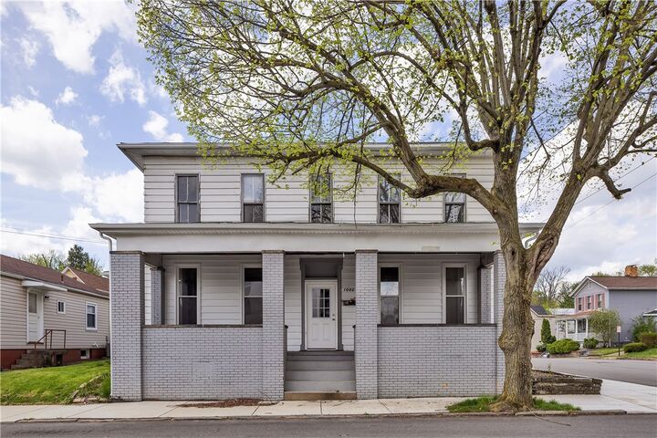 Property Photo:  1000 9th Ave  PA 15066 