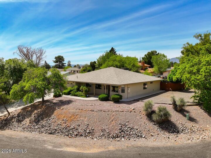Property Photo:  4657 E Broken Saddle Drive  AZ 86326 