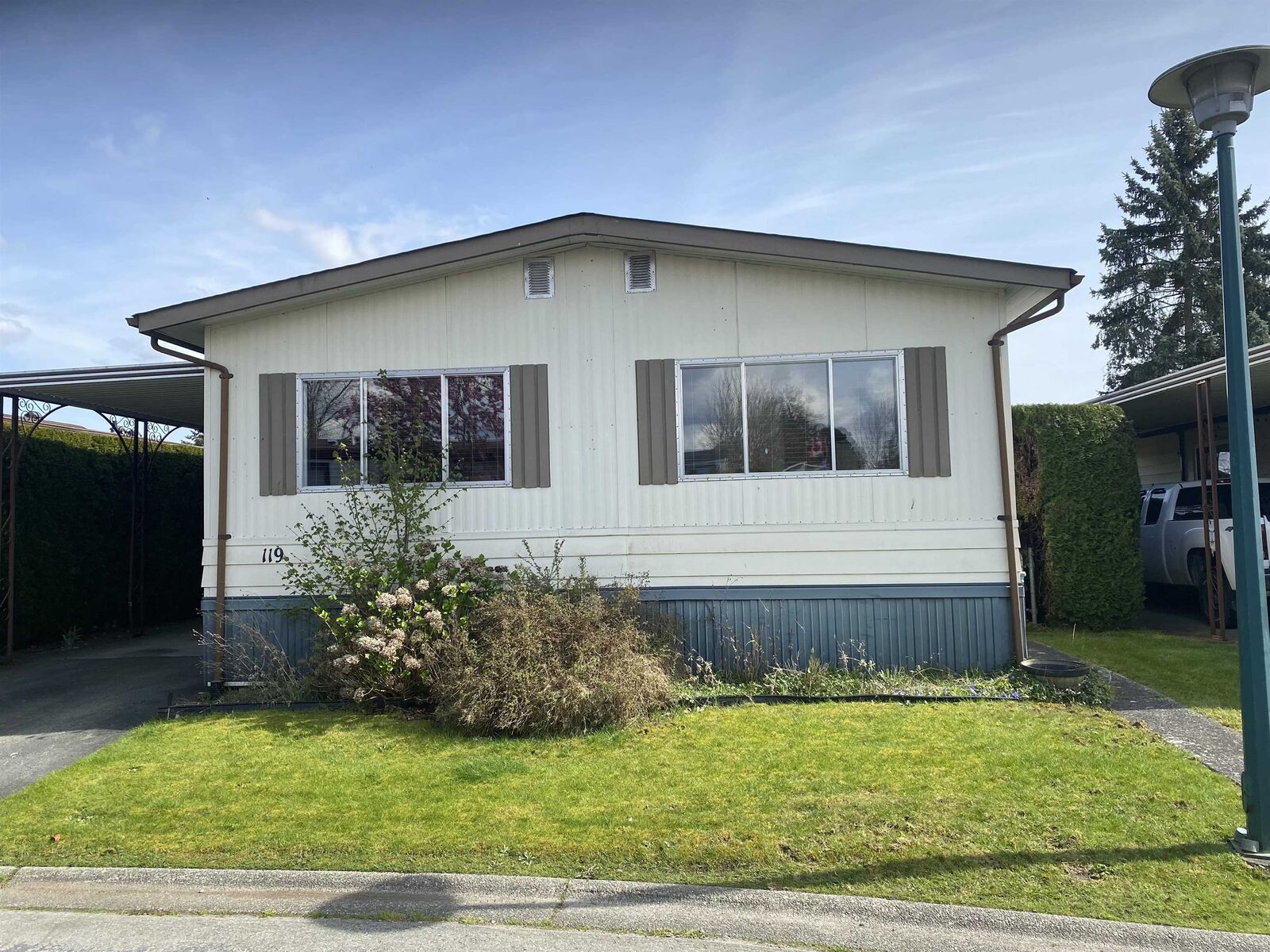 Property Photo: 2303 Cranley Drive 119 BC V4A 7V3