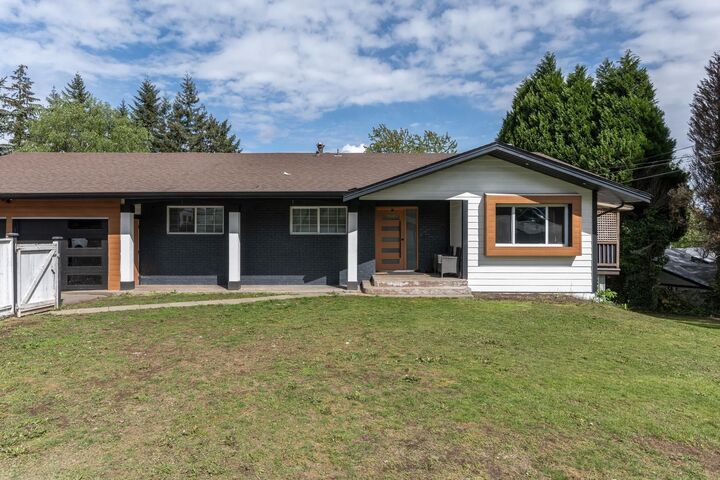 2802 Upland Crescent — photo 1