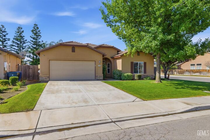 Property Photo:  11715 Blanket Flower Drive  CA 93311 