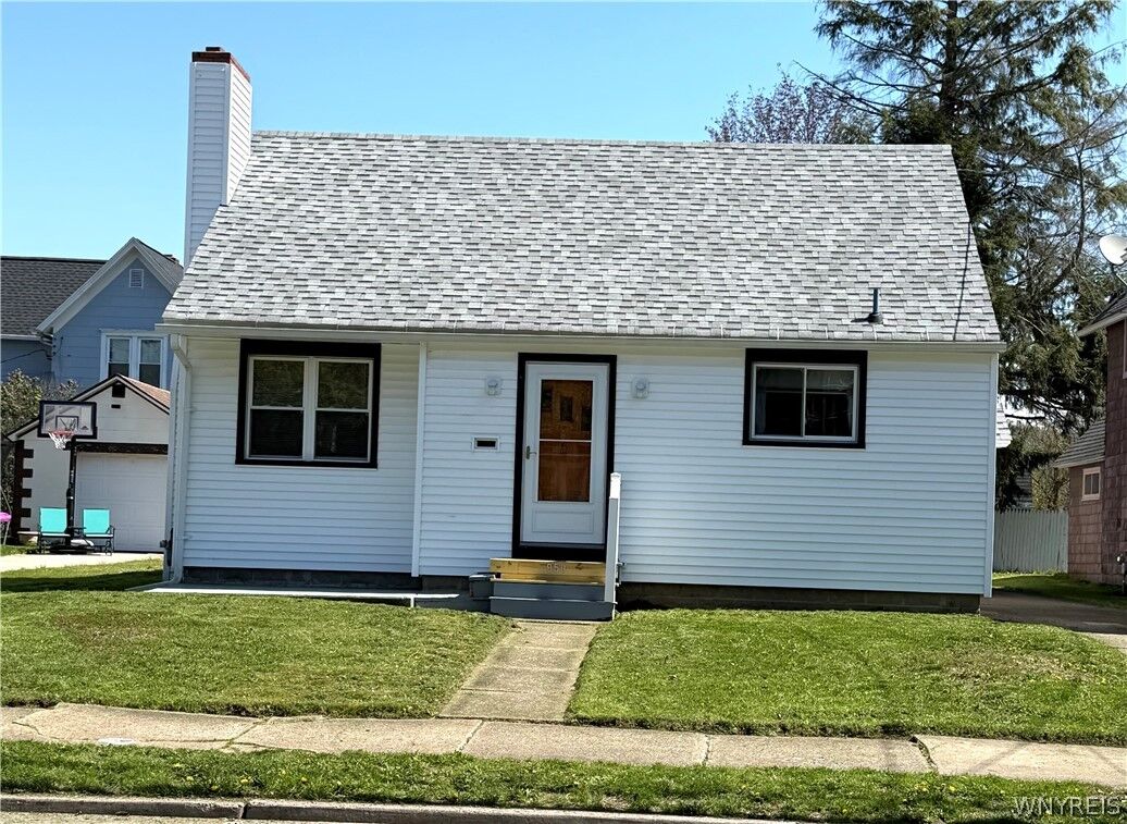 Property Photo:  950 N Union Street  NY 14760 