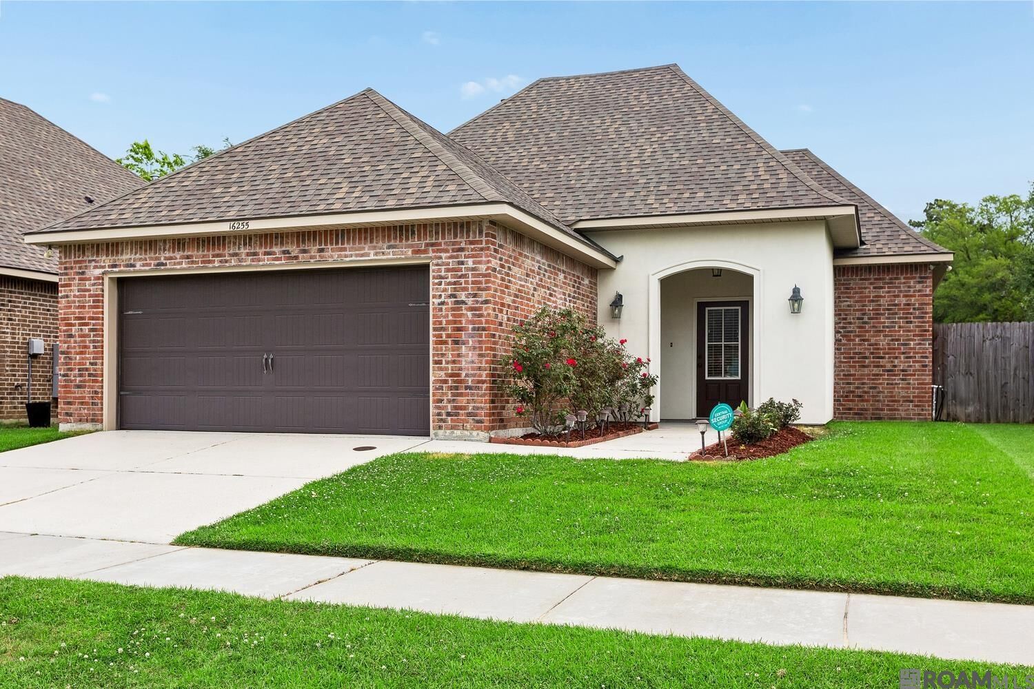 Property Photo:  16255 White Rose Dr  LA 70817 