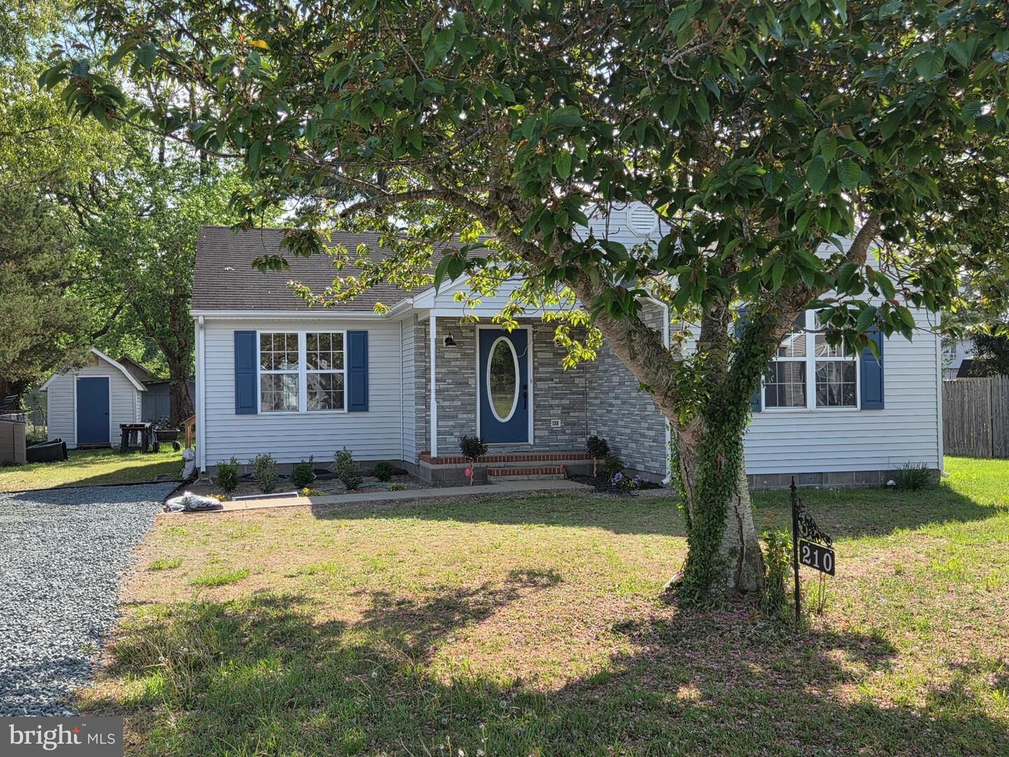 Property Photo:  210 Bradley Street  MD 21830 