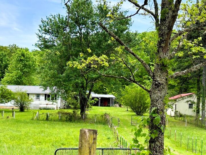 Property Photo:  227 Cedar Creek Road  AR 72650 