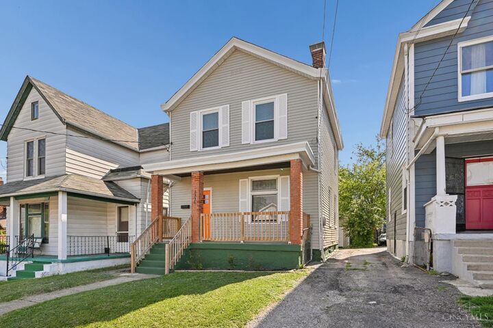 Property Photo:  3336 Graydon Avenue  OH 45207 