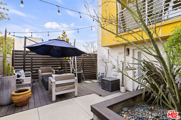 Property Photo:  2217 Branden St  CA 90026 