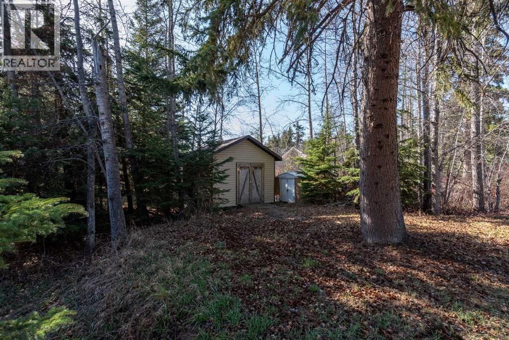 Property Photo:  916 Brightsand Place  SK S0M 2Y0 