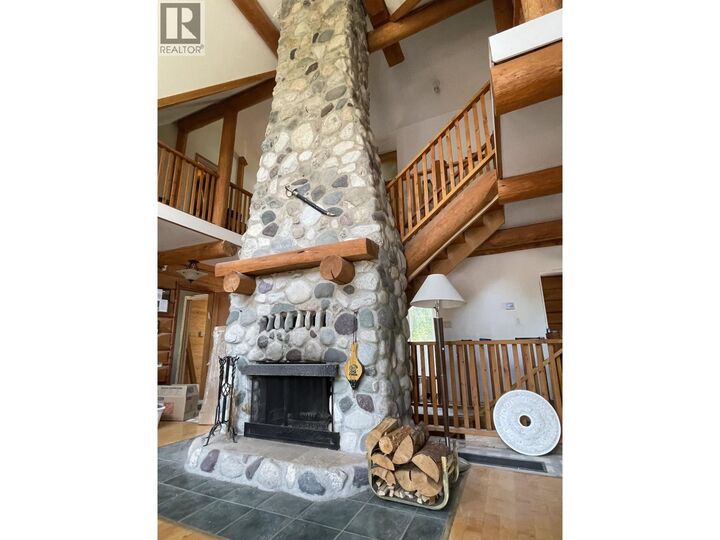 Property Photo: 3101 Solomon Way BC V8G 0G5