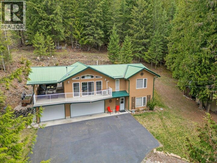 Property Photo: 12 Old Town Road BC V0E 2V4