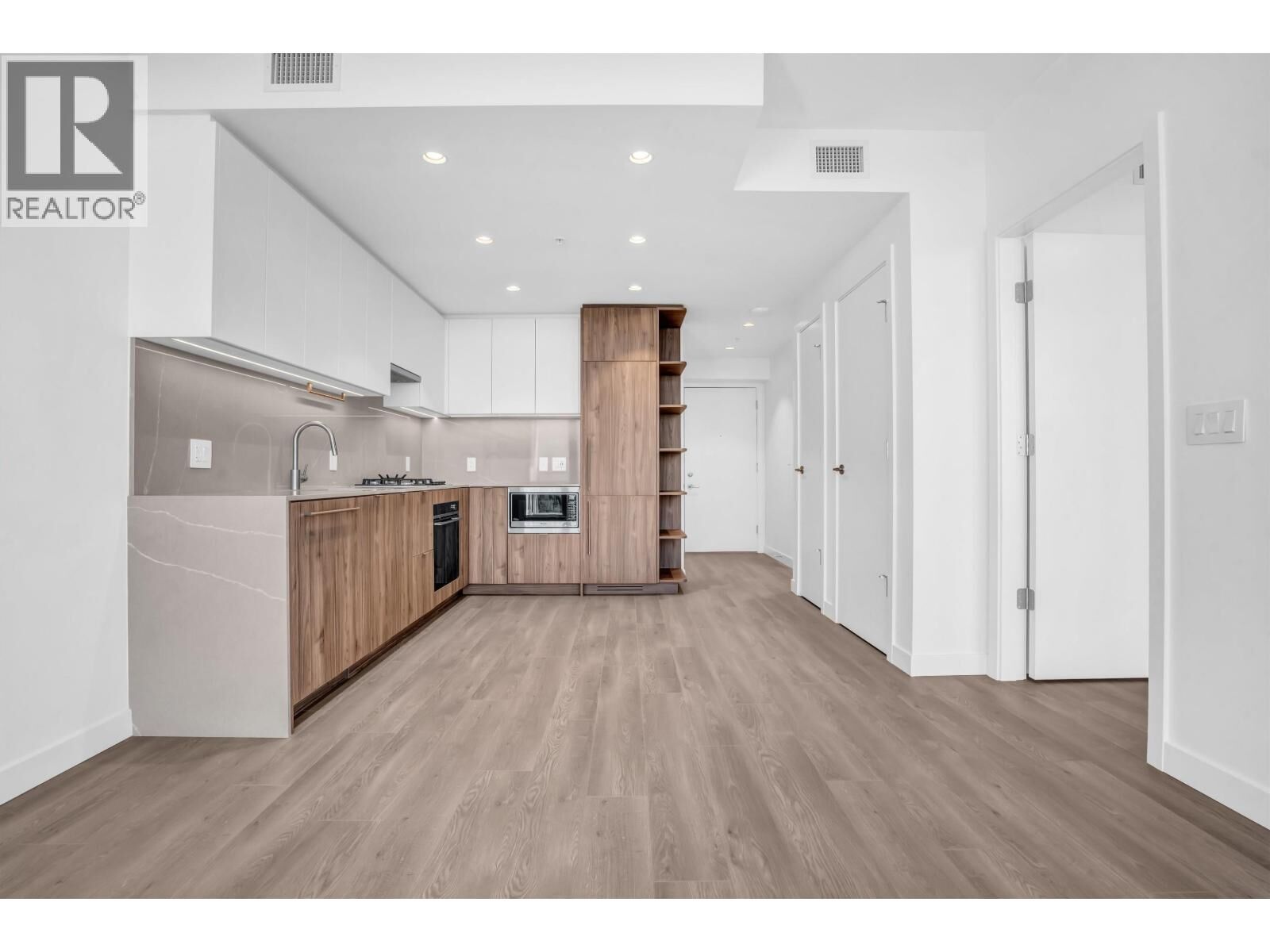 Property Photo:  505 Nelson Street 1605  BC V3J 0R5 
