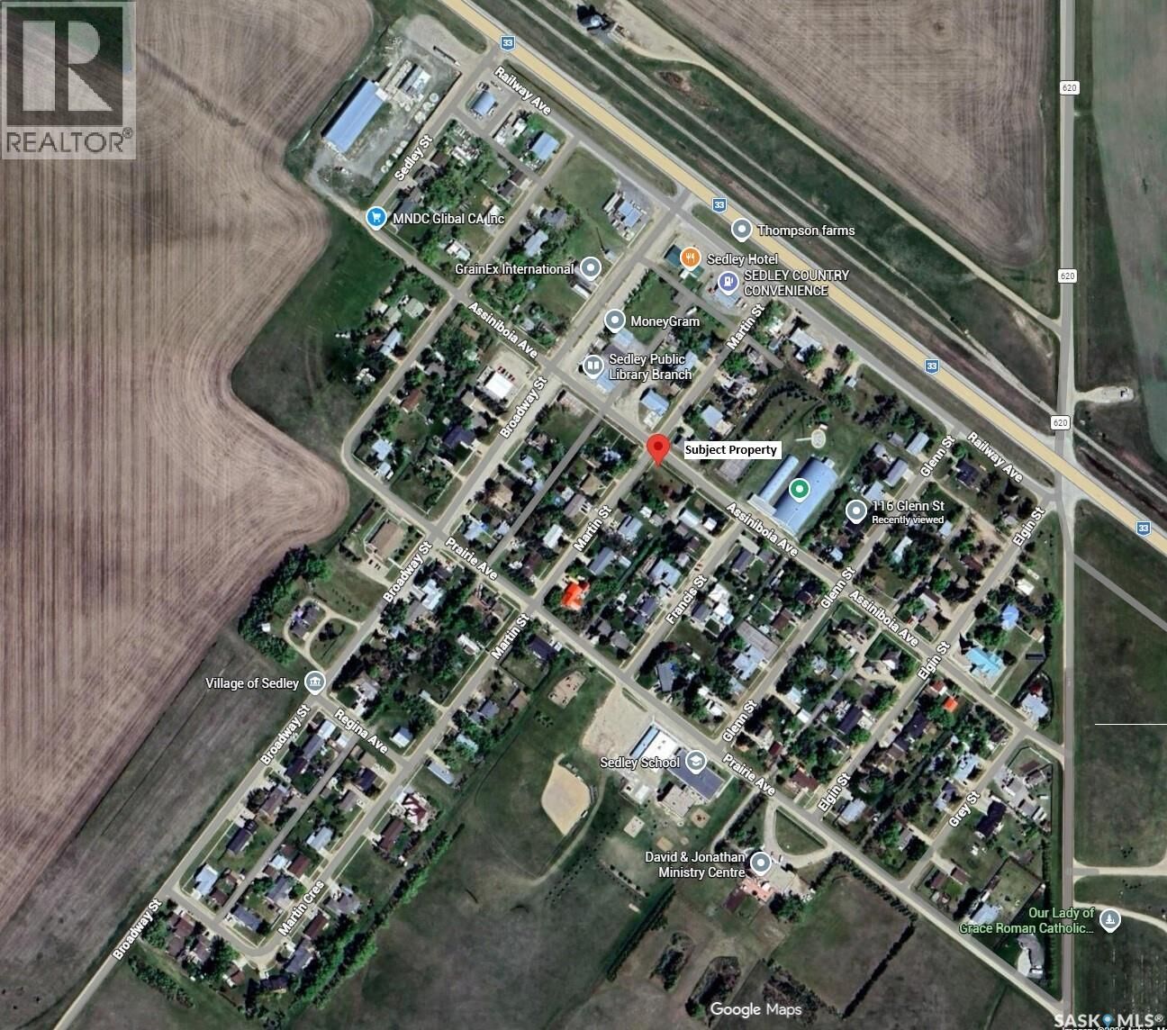 Property Photo:  403 Assiniboia Avenue  SK S0G 0J8 
