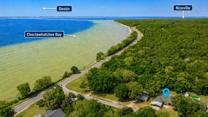 Property Photo:  328 Chippewa Drive  FL 32578 