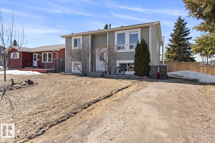 Property Photo: 1801 12 Street AB T9M 1L8