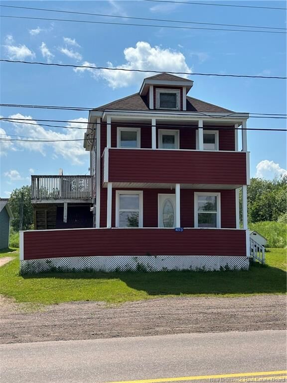 453 Lavallee — photo 1