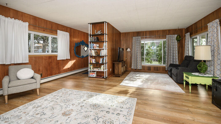 Property Photo:  611 3rd Avenue NW  ND 58554 