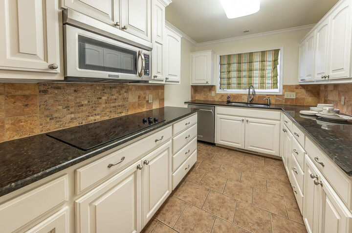 Property Photo:  7002 Miami Avenue  TX 79413 