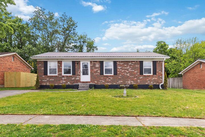 Property Photo:  708 Cimarron Road  KY 40475 