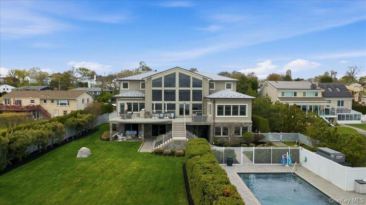 Property Photo:  135 Kensington Oval  NY 10805 