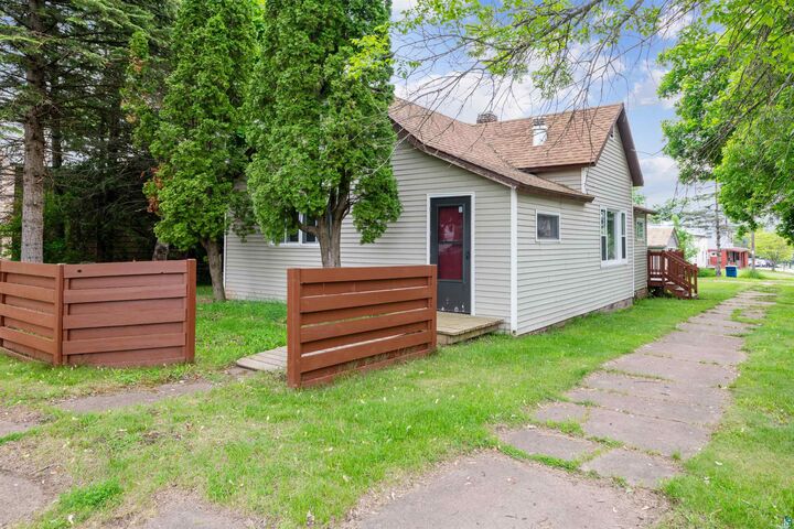 Property Photo:  332 W Pine Street  WI 54891 