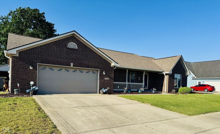 Property Photo: 2720 Falcon Court IN 47274