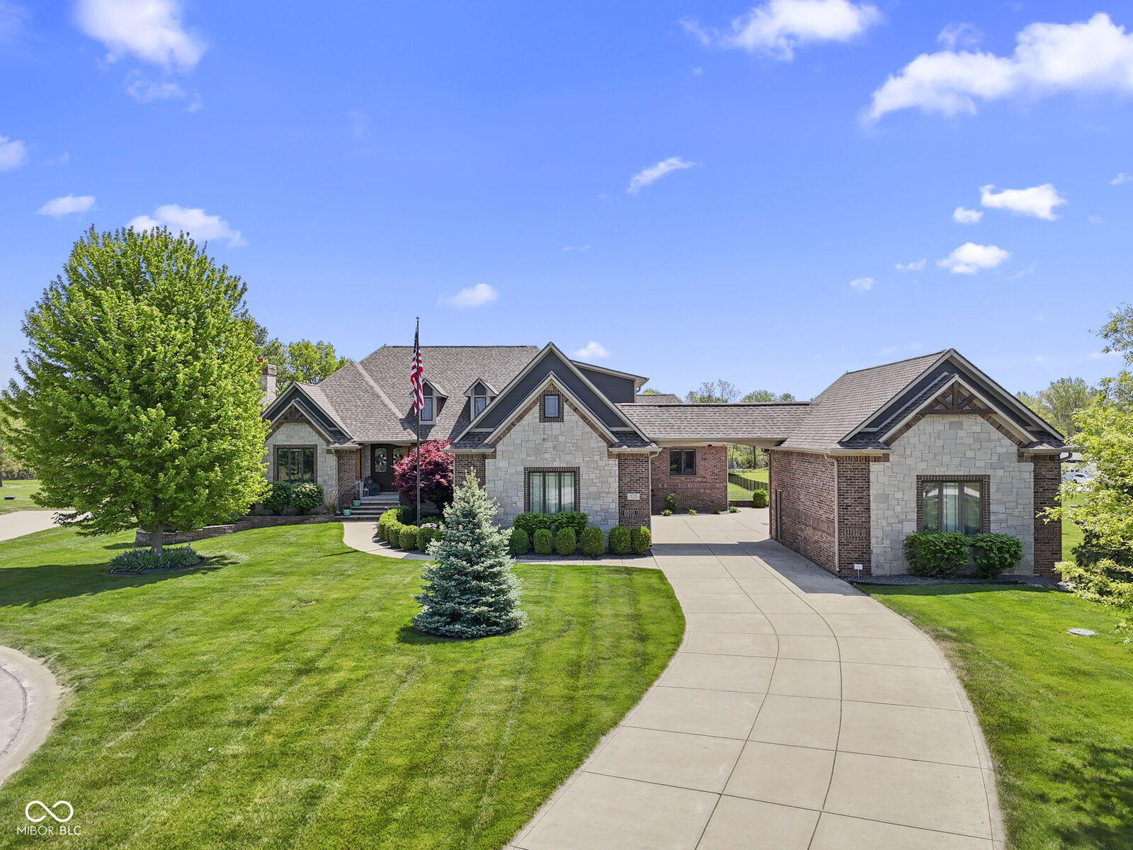 Property Photo:  6719 E Cross Timbers Court  IN 46151 