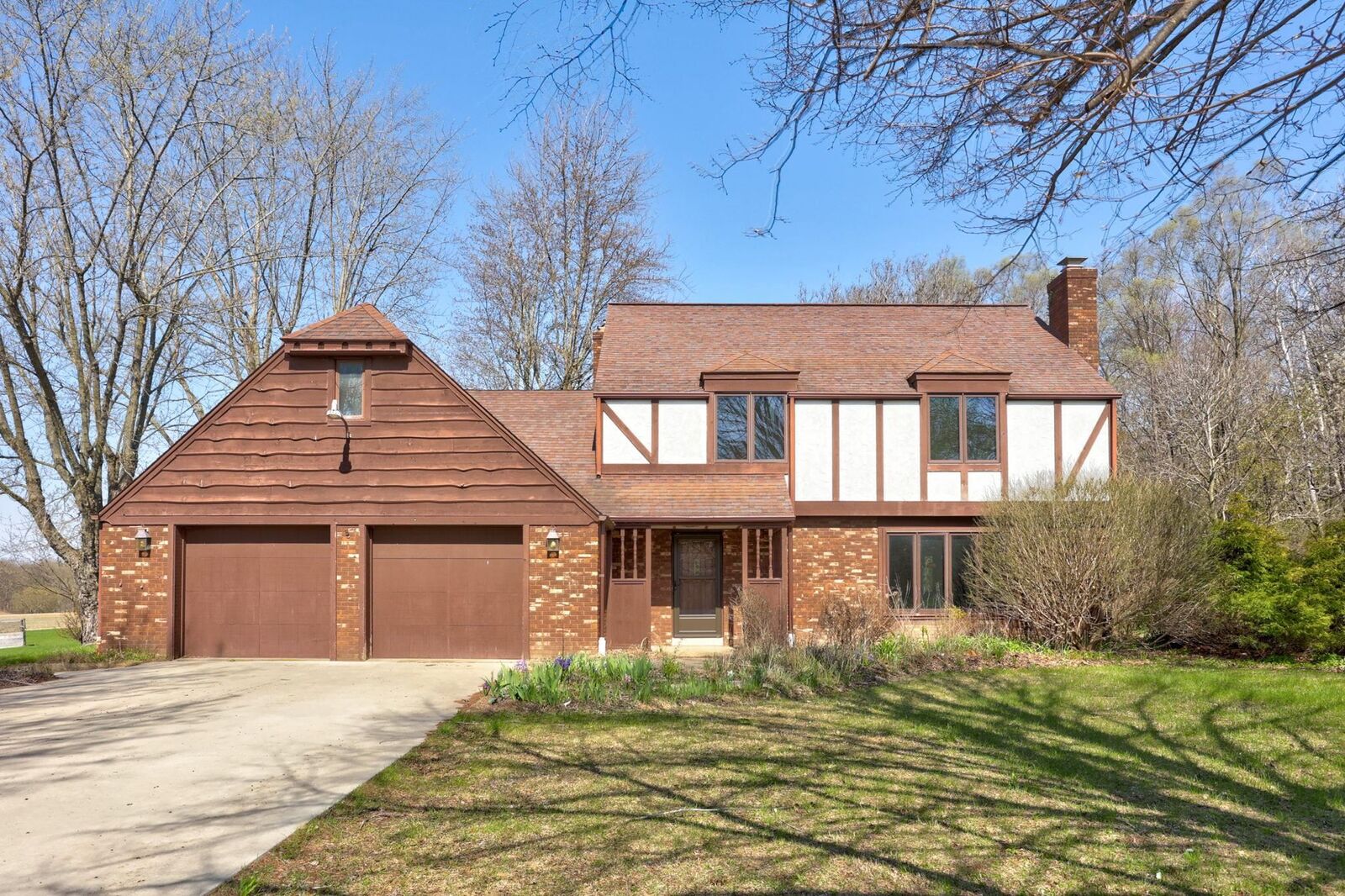 Property Photo:  6210 W Tuscola Road  MI 48734 