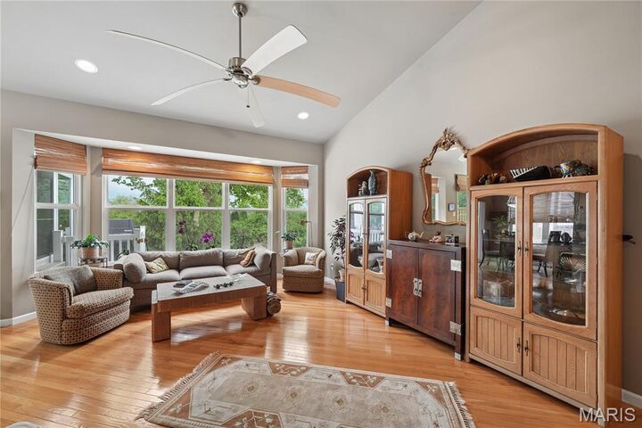 Property Photo:  8923 Hilltop Manor Drive  MO 63132 