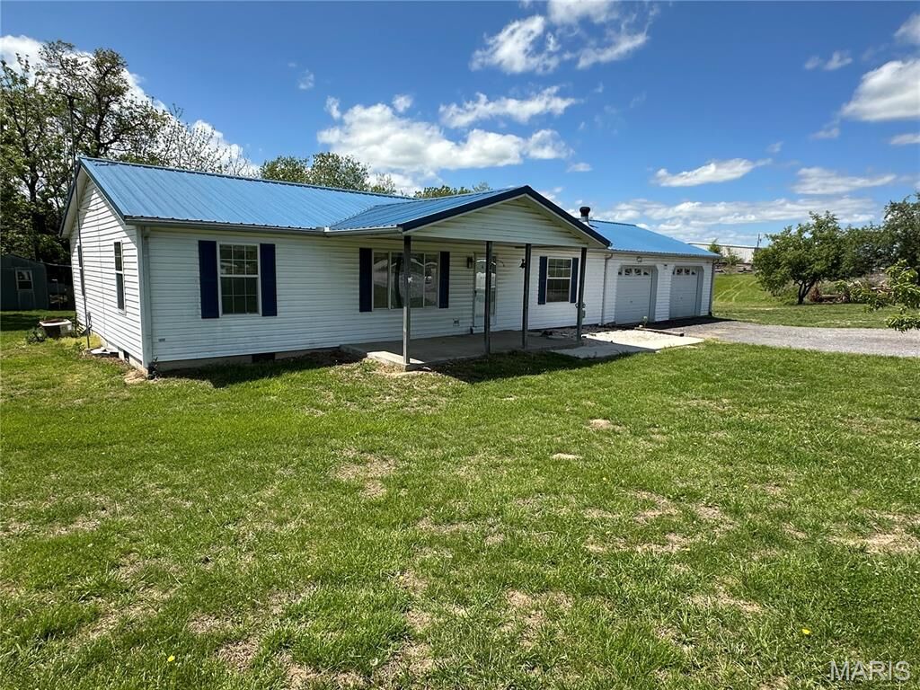 Property Photo: 9643 Highway 61 MO 63755