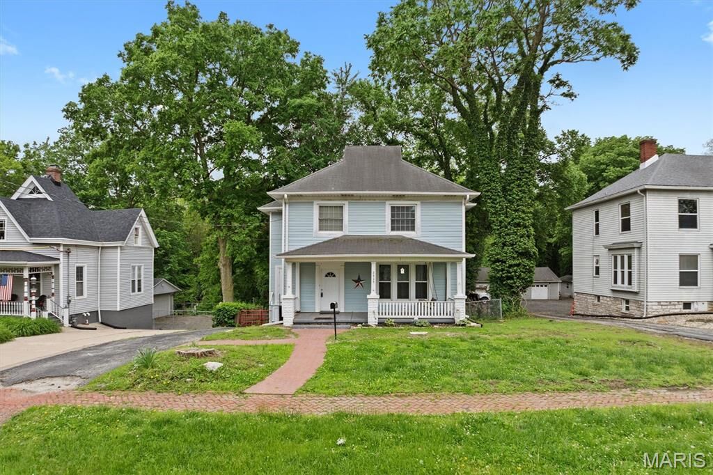 Property Photo:  3025 Leverett Street  IL 62002 