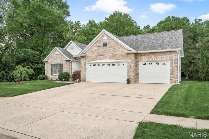 Property Photo:  607 Winding Creek Drive  MO 63385 