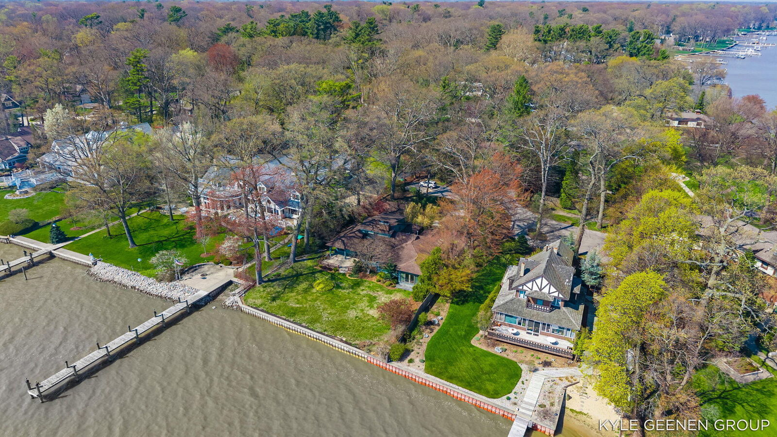 Property Photo:  1140 Marigold Lane  MI 49424 