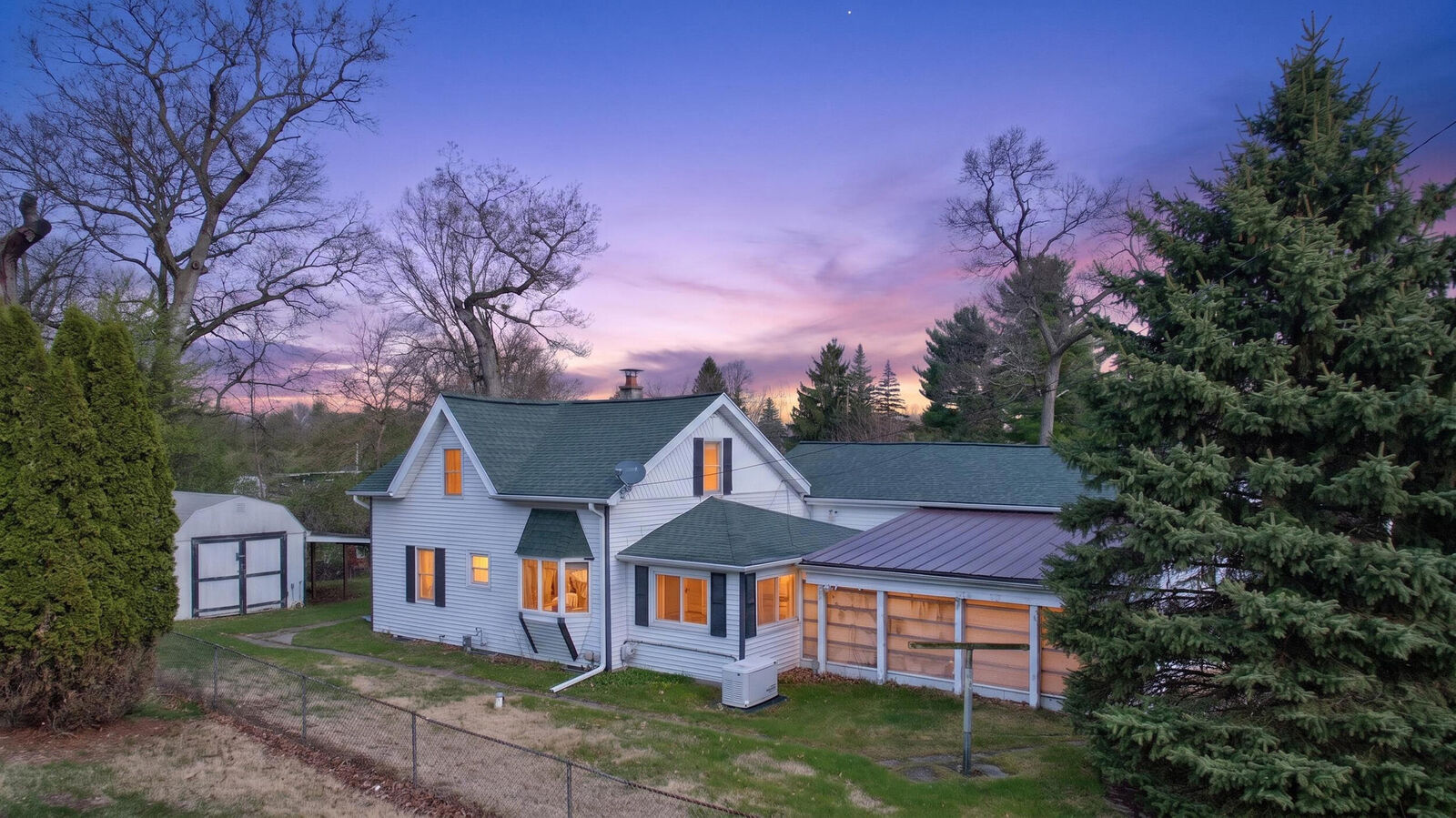 Property Photo:  325 Ackerson Lake Drive  MI 49201 
