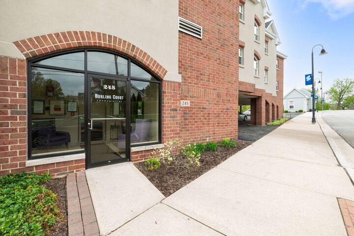 Property Photo:  245 Burlington Avenue 311  IL 60514 