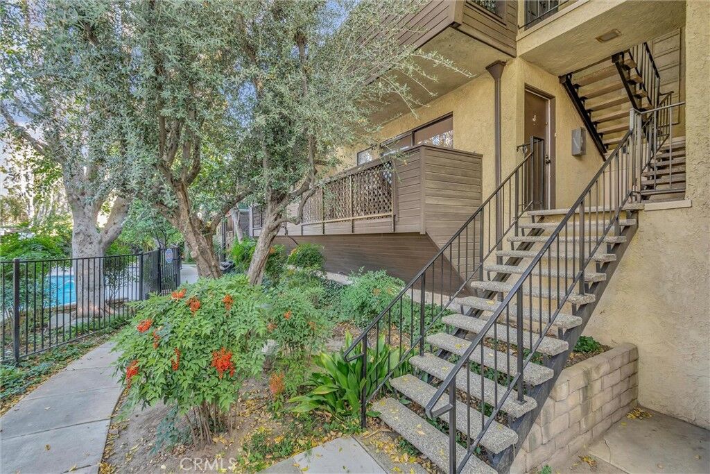 Property Photo: 7304 Corbin Avenue J CA 91335