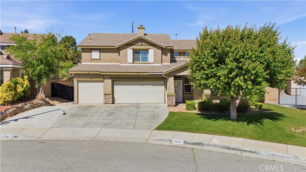 Property Photo:  38457 Anset  CA 93551 