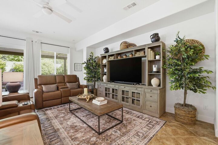 Property Photo: 2104 Appersett Loop CA 95747