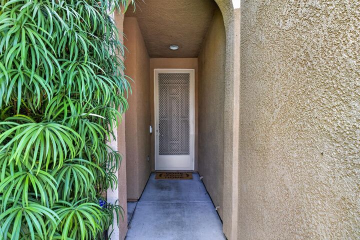 Property Photo: 3426 Kensington Court CA 95765