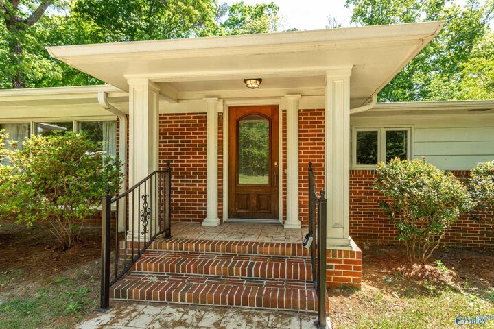 Property Photo:  2514 Montezuma Drive  AL 35904 