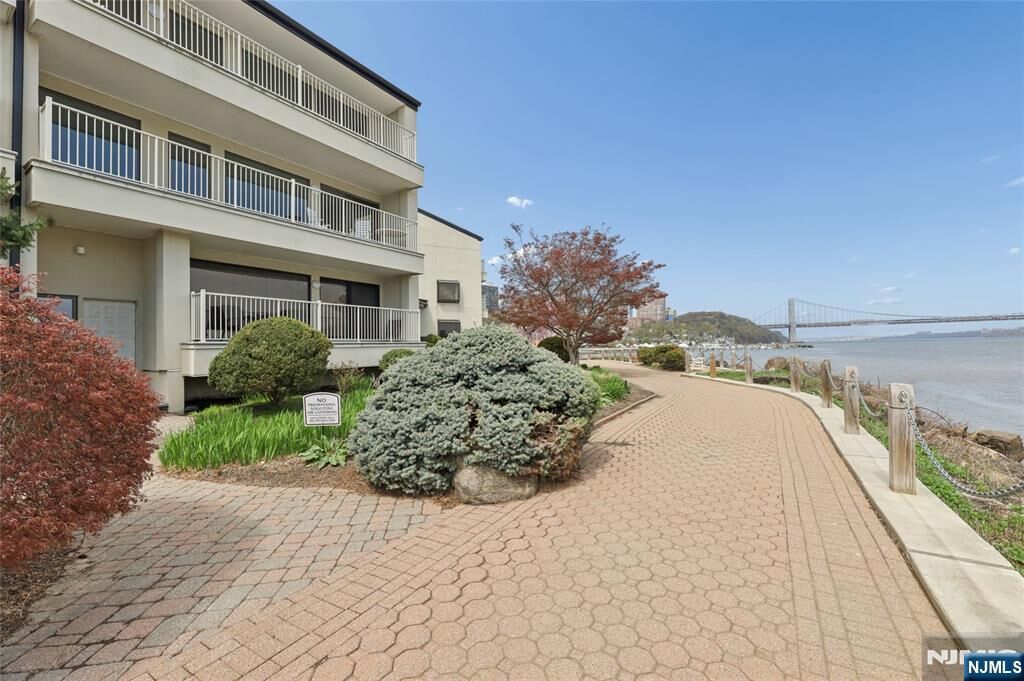 Property Photo:  1225 River Road 4D  NJ 07020 